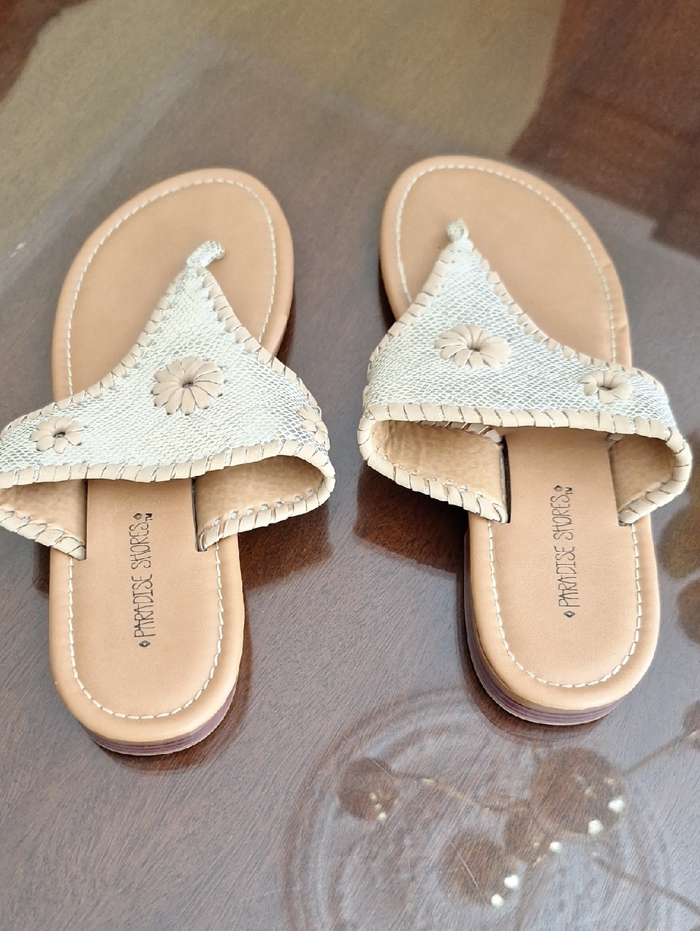 Paradise Shores Faux Reptile Print Silver Women's Sandals Flip Flops, Size 8 M